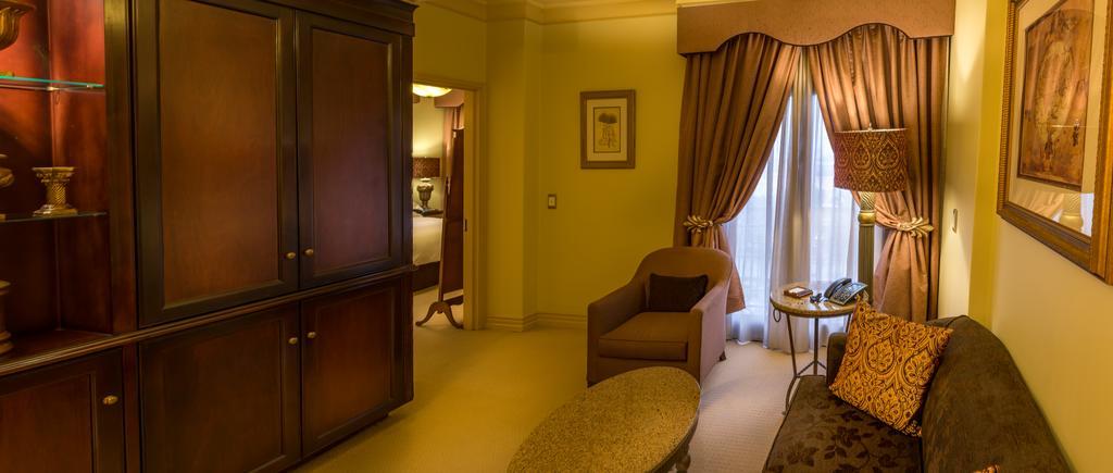 Peermont D'Oreale Grande At Emperors Palace Kempton Park Exterior foto